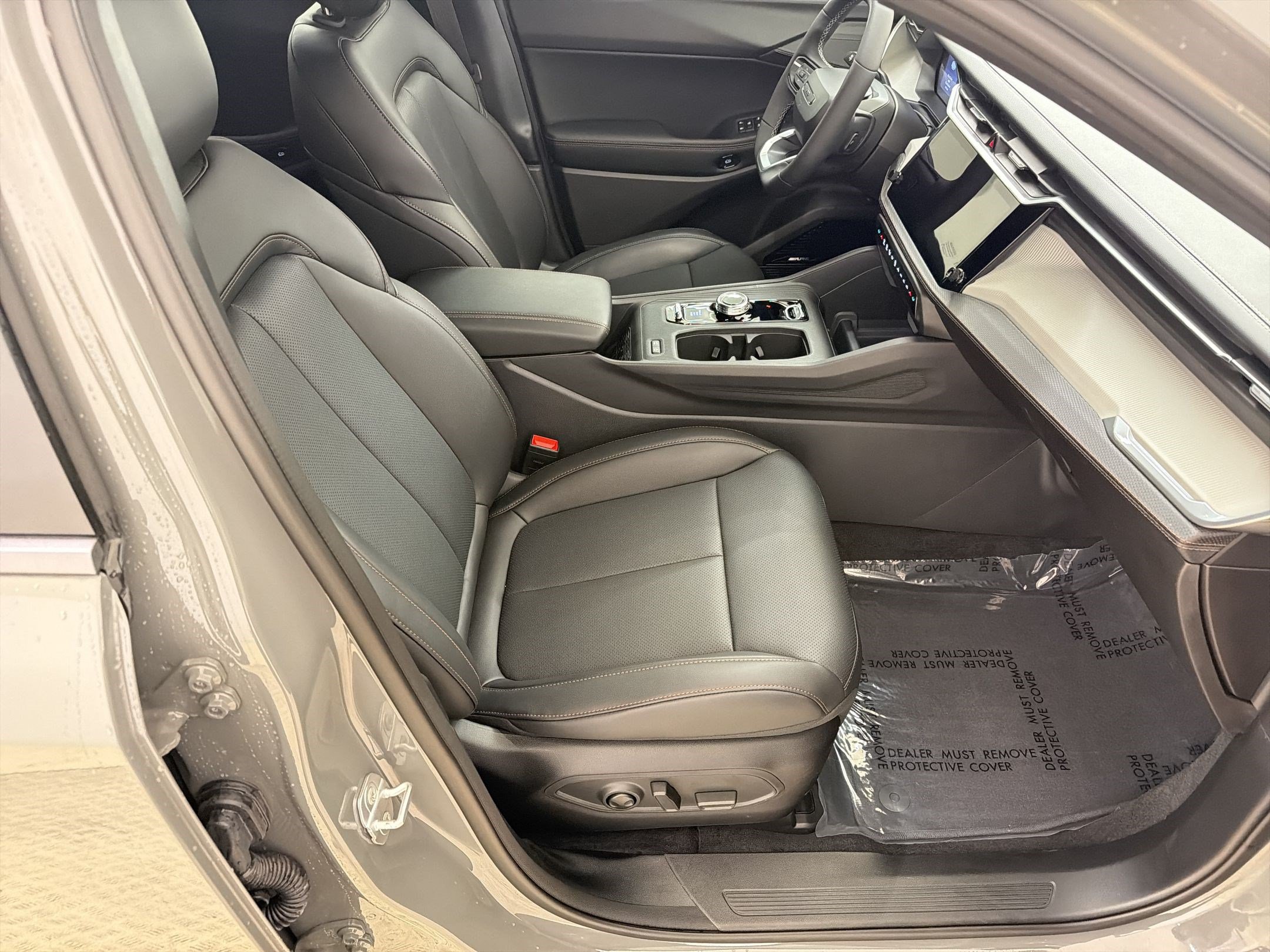 Used 2026 Jeep Cherokee Limited AWD/4WD image 28
