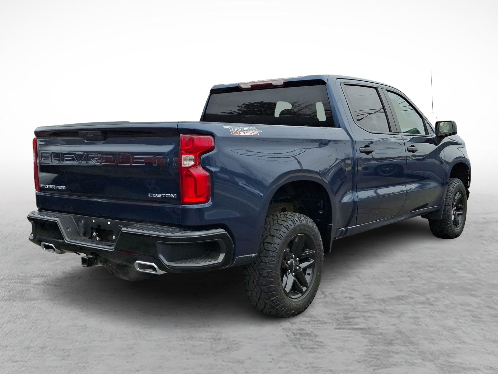Used 2020 Chevrolet Silverado 1500 Custom Trail Boss w/ Custom Convenience Package AWD/4WD image 6