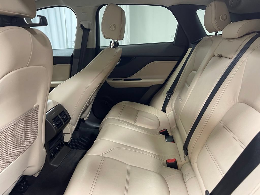 Used 2020 Jaguar F-PACE Prestige AWD/4WD image 25