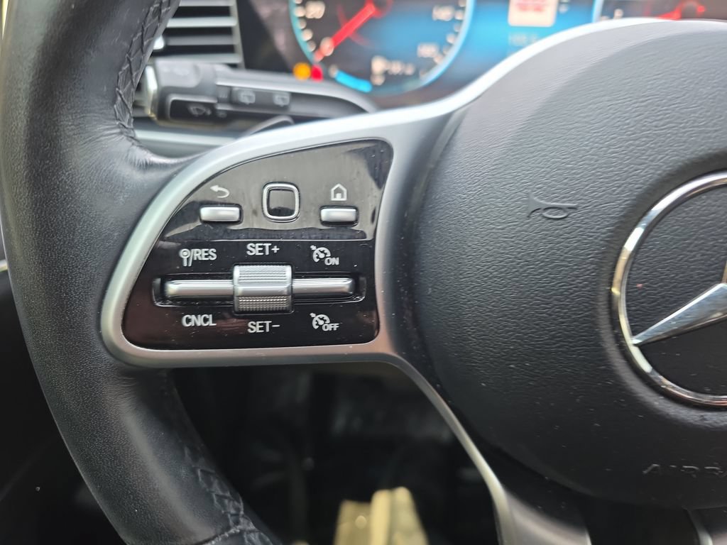 Used 2021 Mercedes-Benz GLS 450 4MATIC image 21
