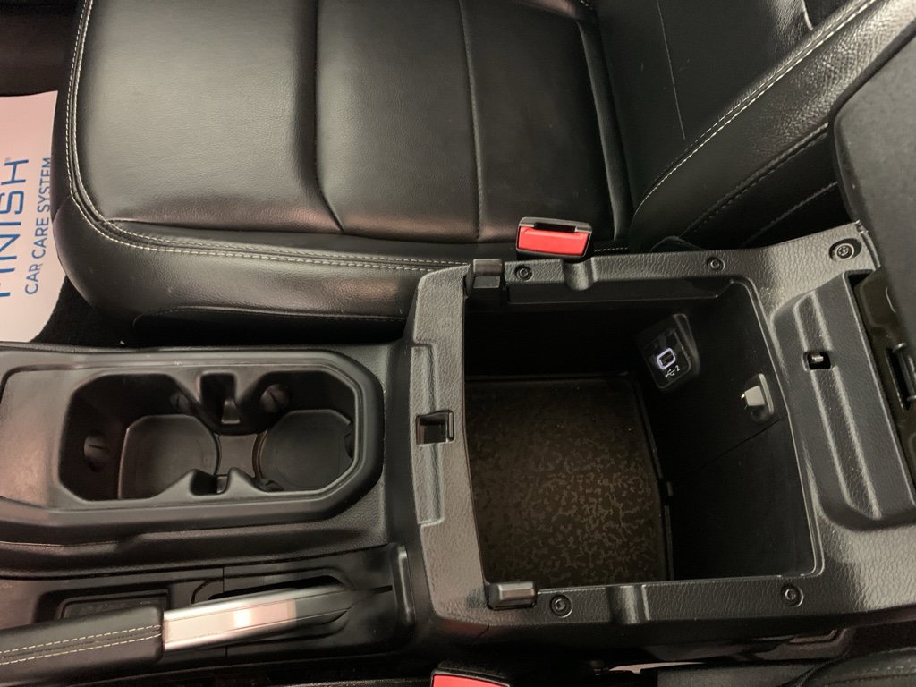 Used 2022 Jeep Wrangler Unlimited Sahara w/ Cold Weather Group image 29