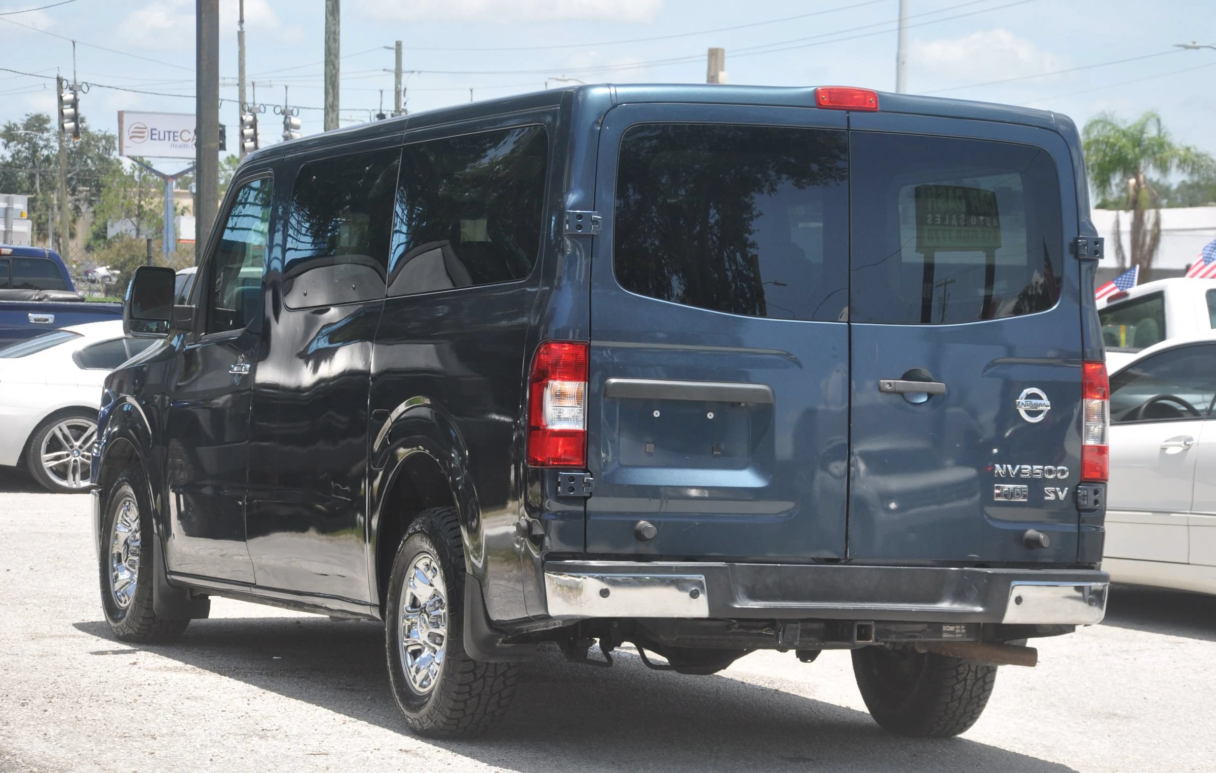 Used 2013 Nissan NV 3500 SV w/ Technology Pkg RWD image 35