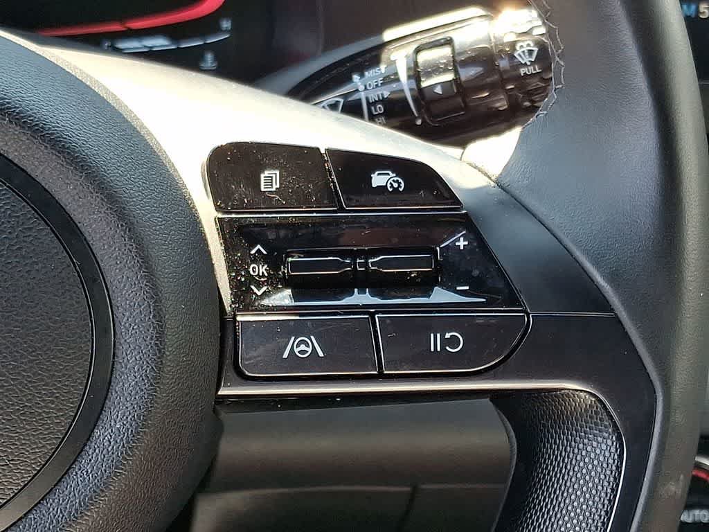 Certified 2025 Hyundai Elantra Sport FWD image 20