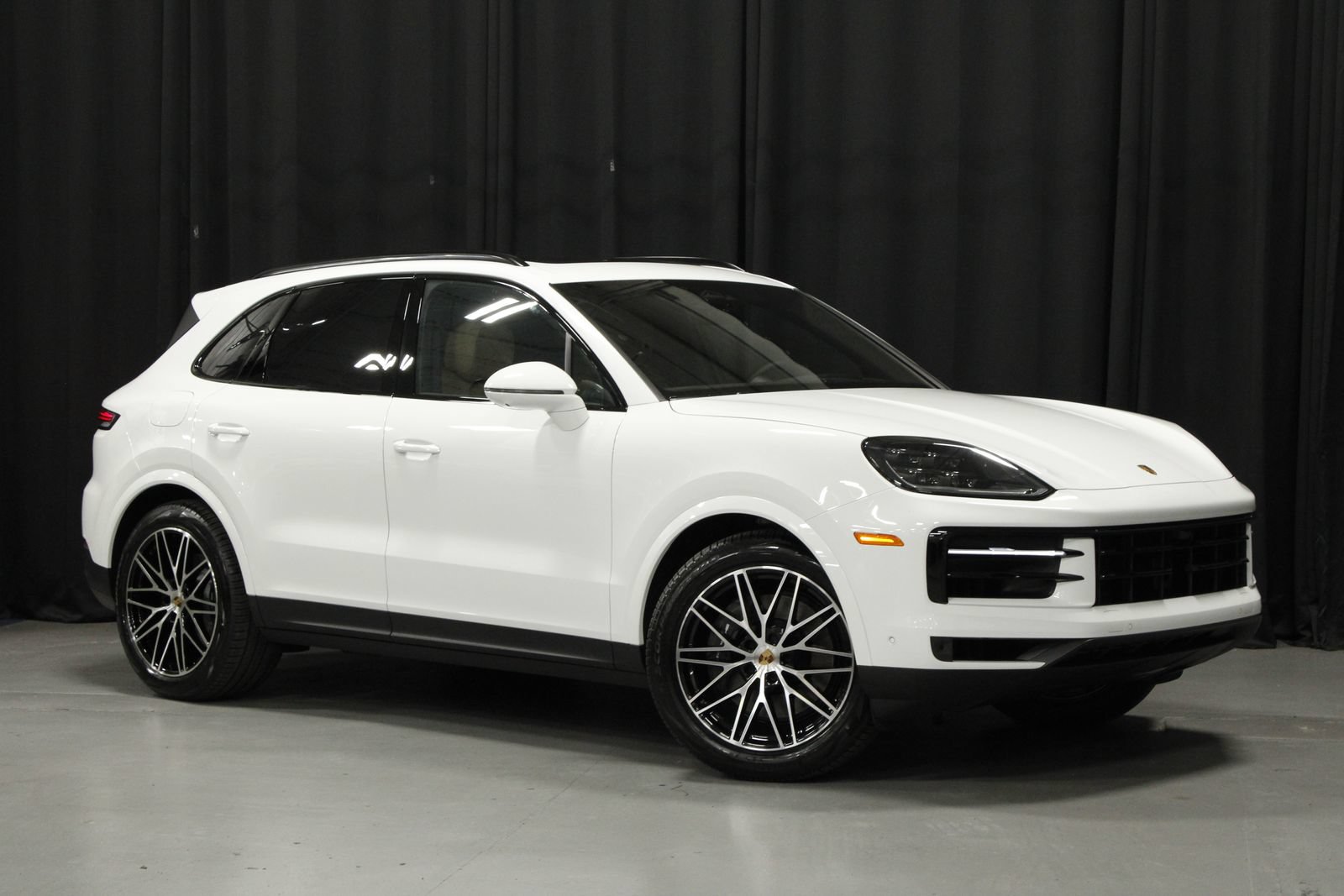 New 2026 Porsche Cayenne AWD/4WD image 7