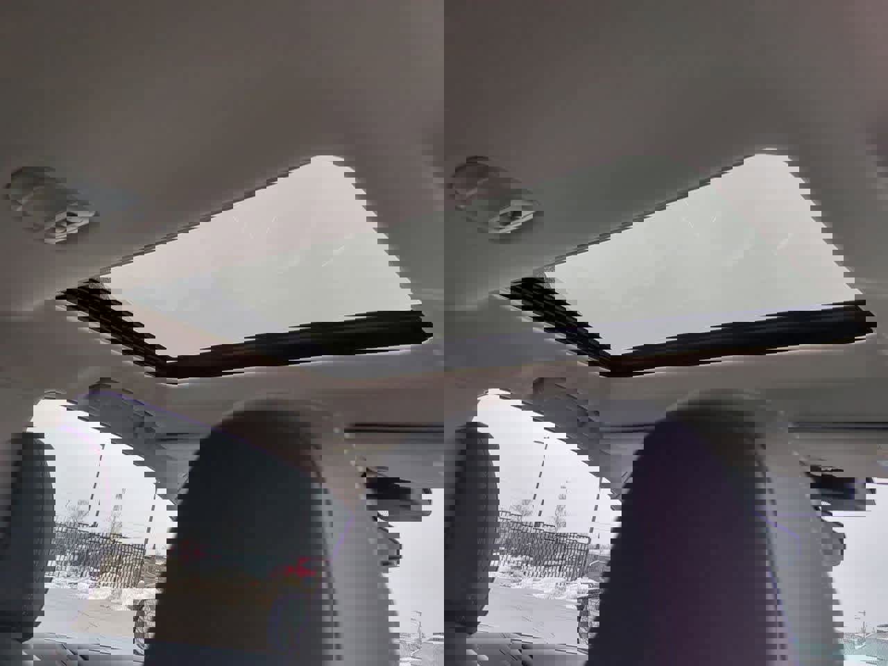 Used 2023 Subaru Outback Touring image 21