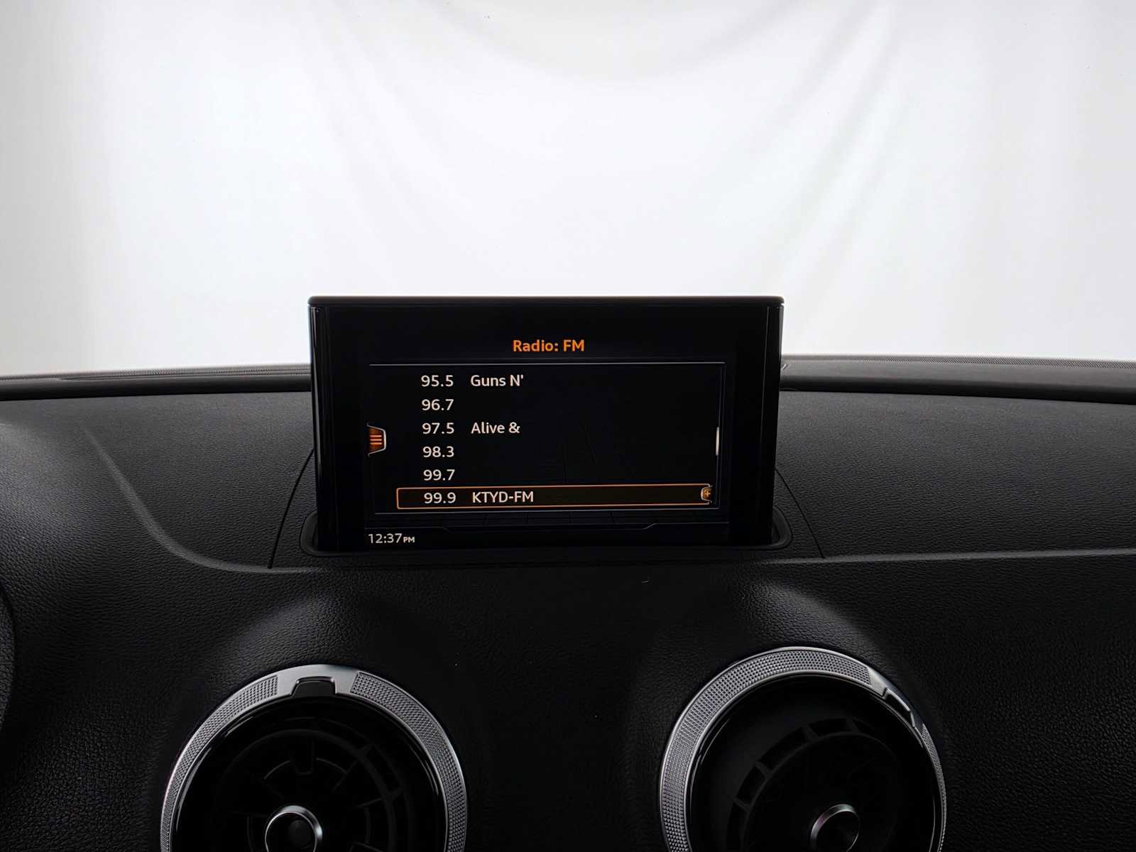 Used 2020 Audi A3 2.0T Premium Plus w/ Premium Plus Package FWD image 25
