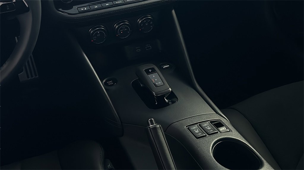 Used 2025 Nissan Z Performance w/ Floor Mat Package image 20
