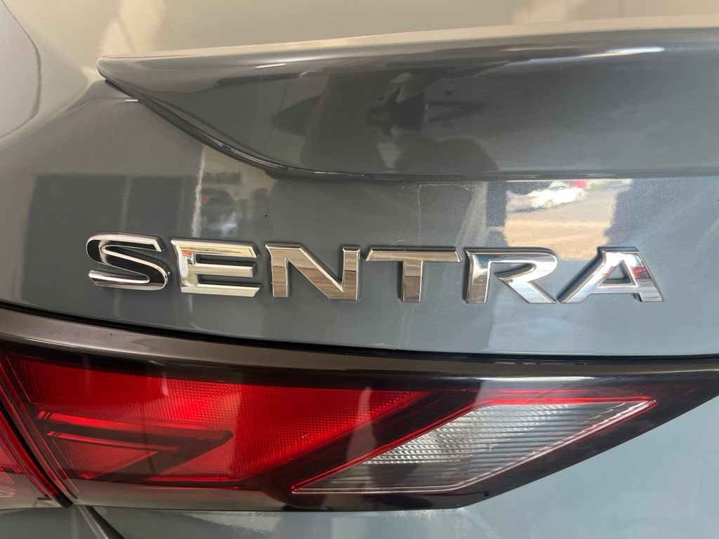 Used 2025 Nissan Sentra SR FWD image 42