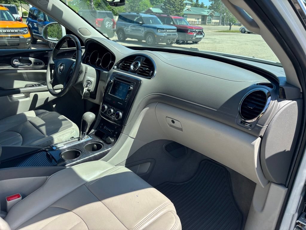 Used 2017 Buick Enclave Leather w/ Trailering Package FWD image 21
