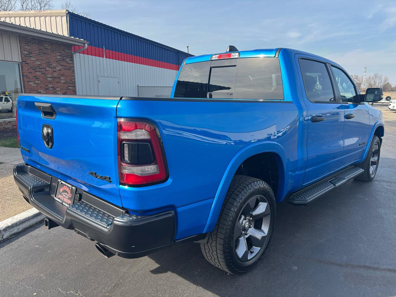 Used 2023 RAM 1500 Big Horn AWD/4WD image 3