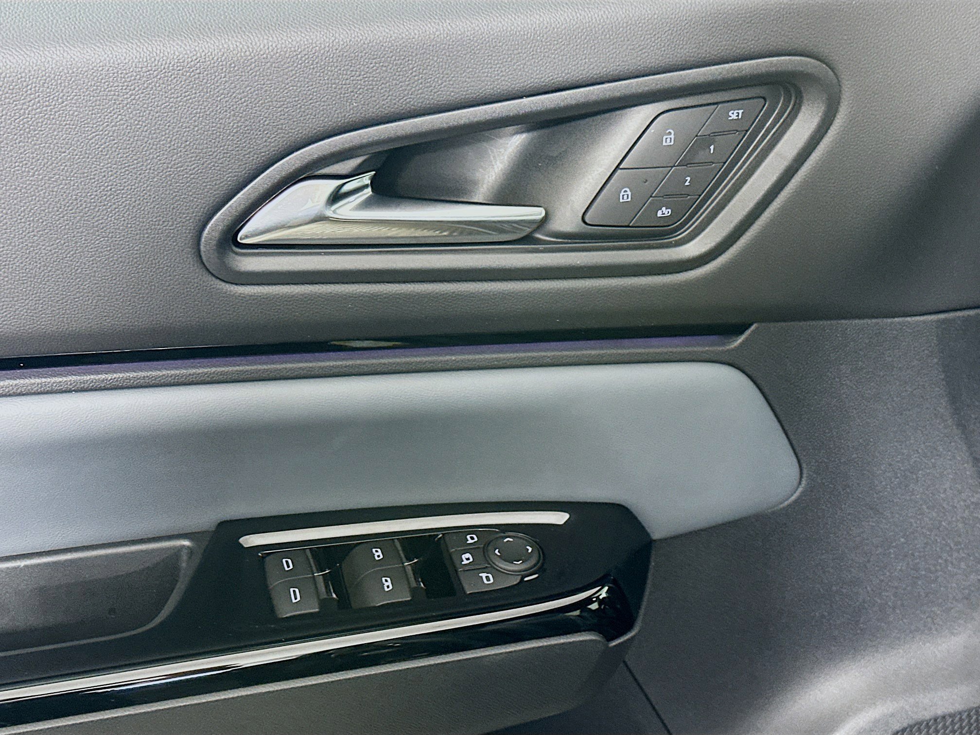 Used 2025 Honda Prologue Elite image 15