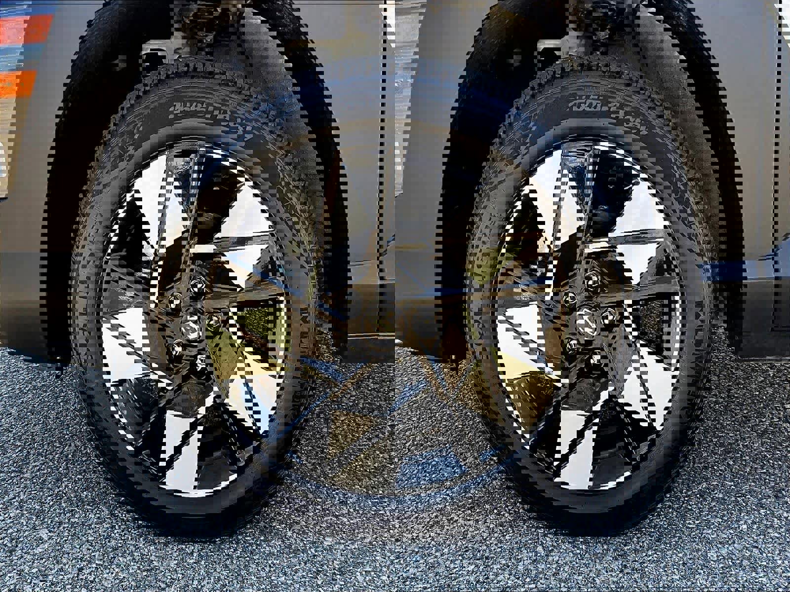 Used 2024 Hyundai Kona SEL w/ Convenience Package AWD/4WD image 7