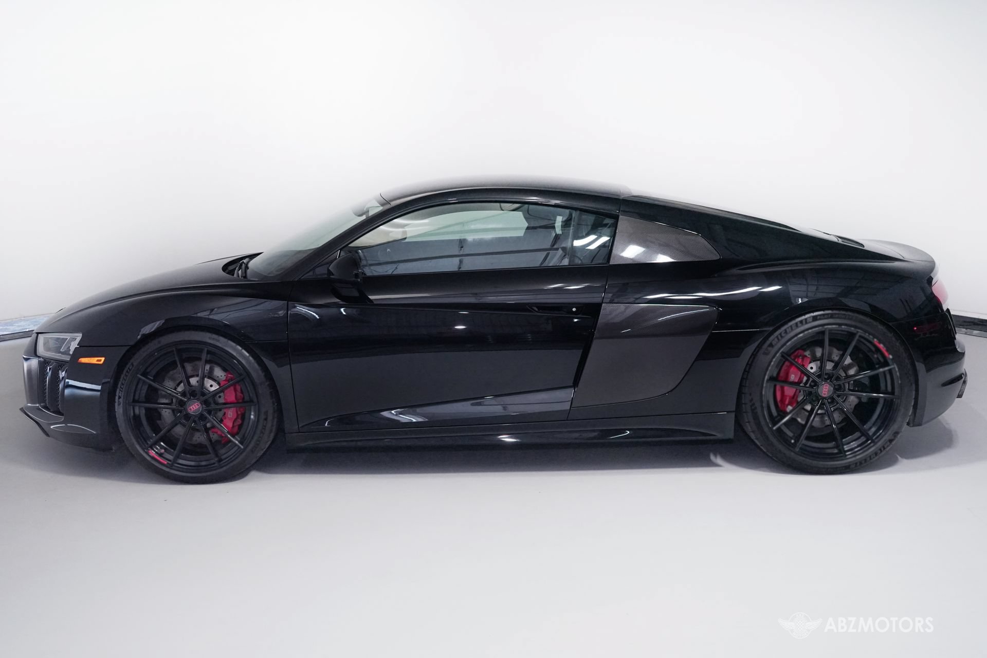 Used 2017 Audi R8 V10 AWD/4WD image 4