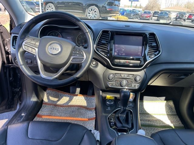 Used 2019 Jeep Cherokee Limited w/ Luxury Group image 9