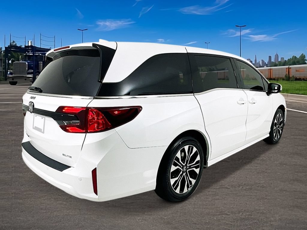 New 2027 Honda Odyssey Elite image 2