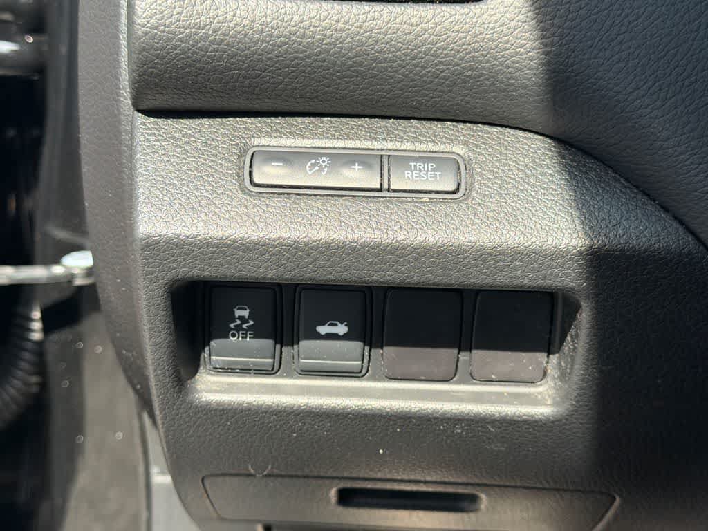 Used 2014 Nissan Altima 2.5 S w/ Display Audio Package FWD image 30