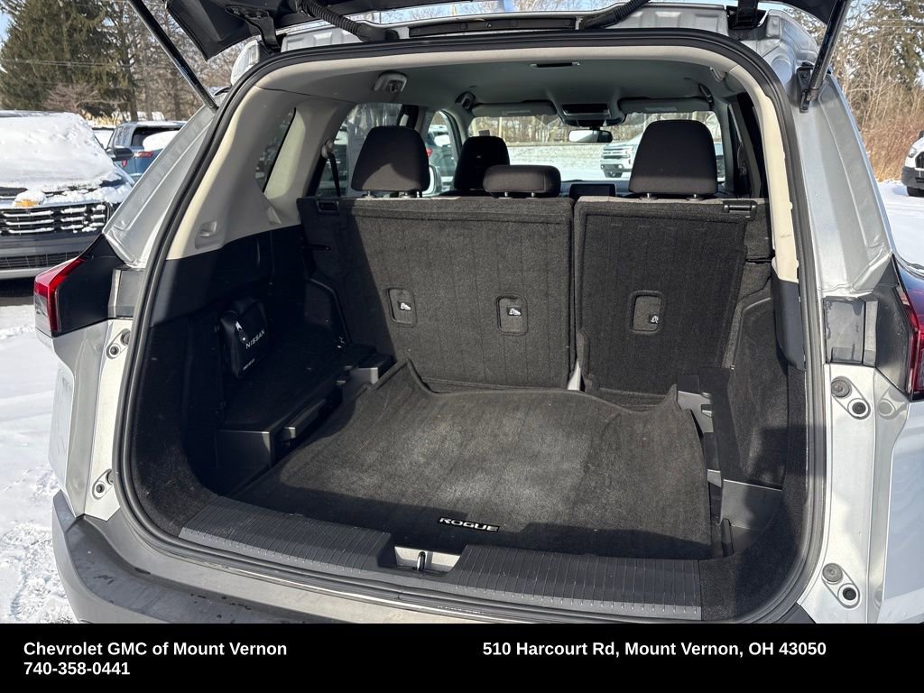 Used 2023 Nissan Rogue SV image 26