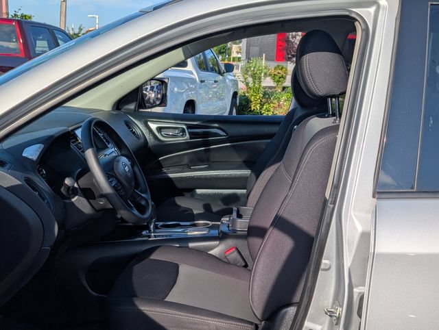Used 2020 Nissan Pathfinder S FWD image 15