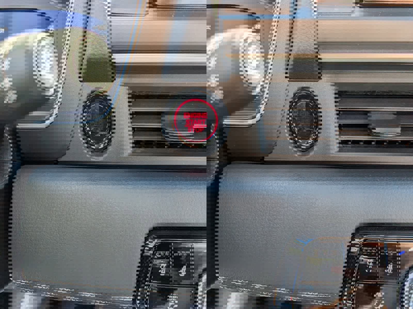 Certified 2025 Honda Pilot Elite image 26