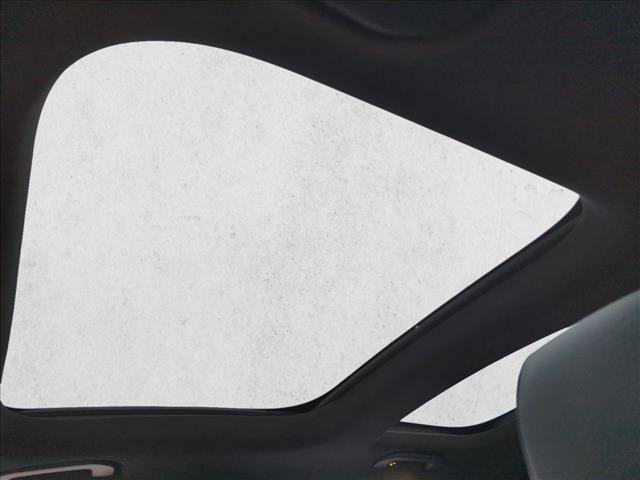 Certified 2024 Mercedes-Benz GLB 250 image 15