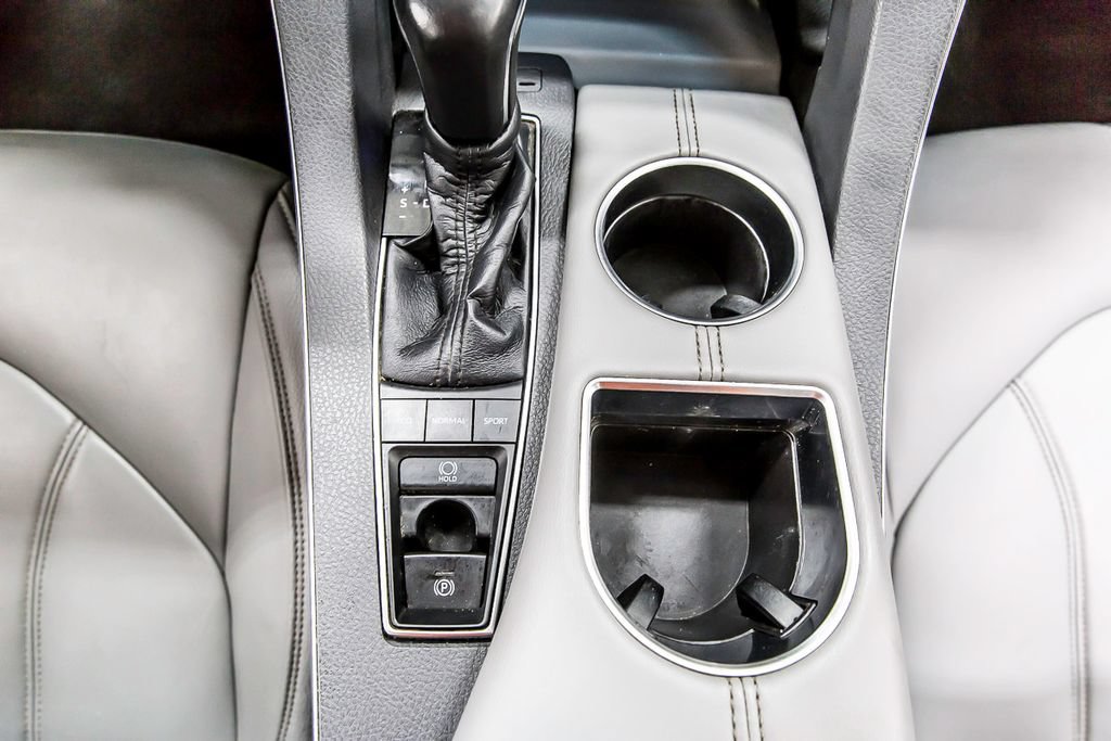Used 2021 Toyota Avalon XLE w/ Moonroof Package FWD image 25