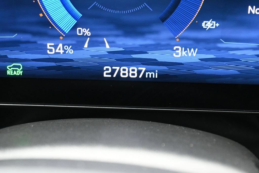 Used 2024 Chevrolet Blazer EV LT AWD/4WD image 17