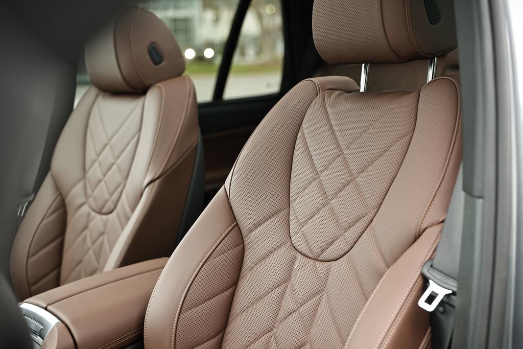 New 2026 BMW X5 xDrive40i w/ M Sport Package image 21