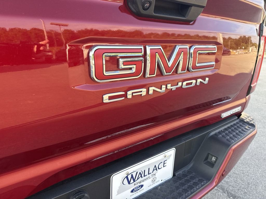 Used 2025 GMC Canyon Elevation AWD/4WD image 6