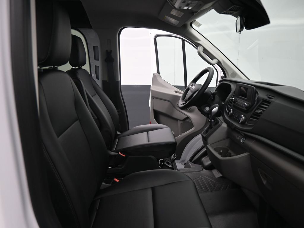 New 2024 Ford Transit 250 Low Roof image 3