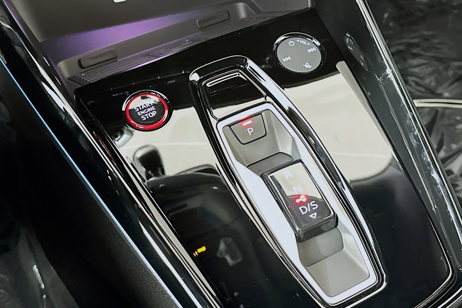 New 2026 Audi RS 3 image 7