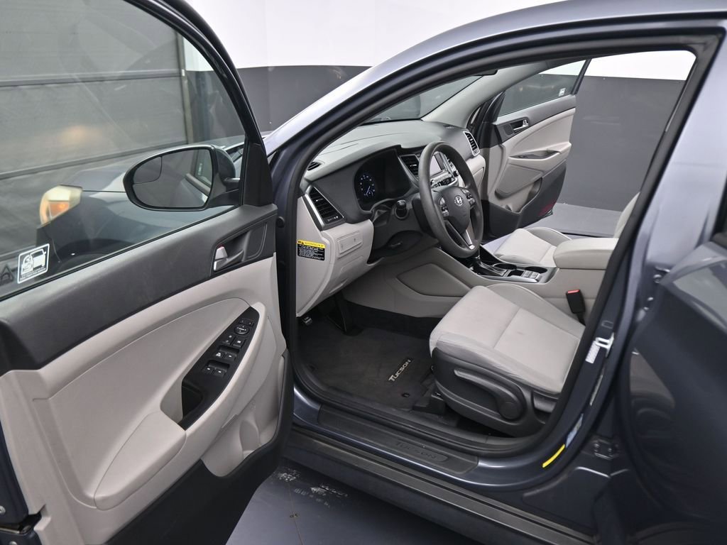 Used 2018 Hyundai Tucson SE image 40