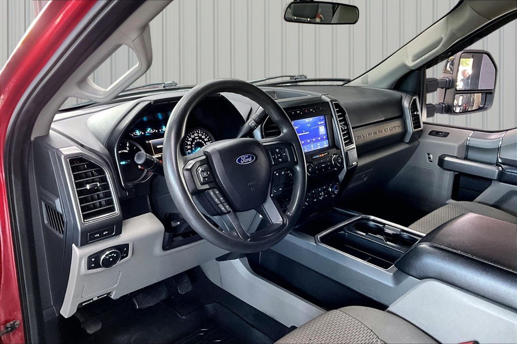 Used 2021 Ford F250 XLT w/ XLT Premium Package AWD/4WD image 17