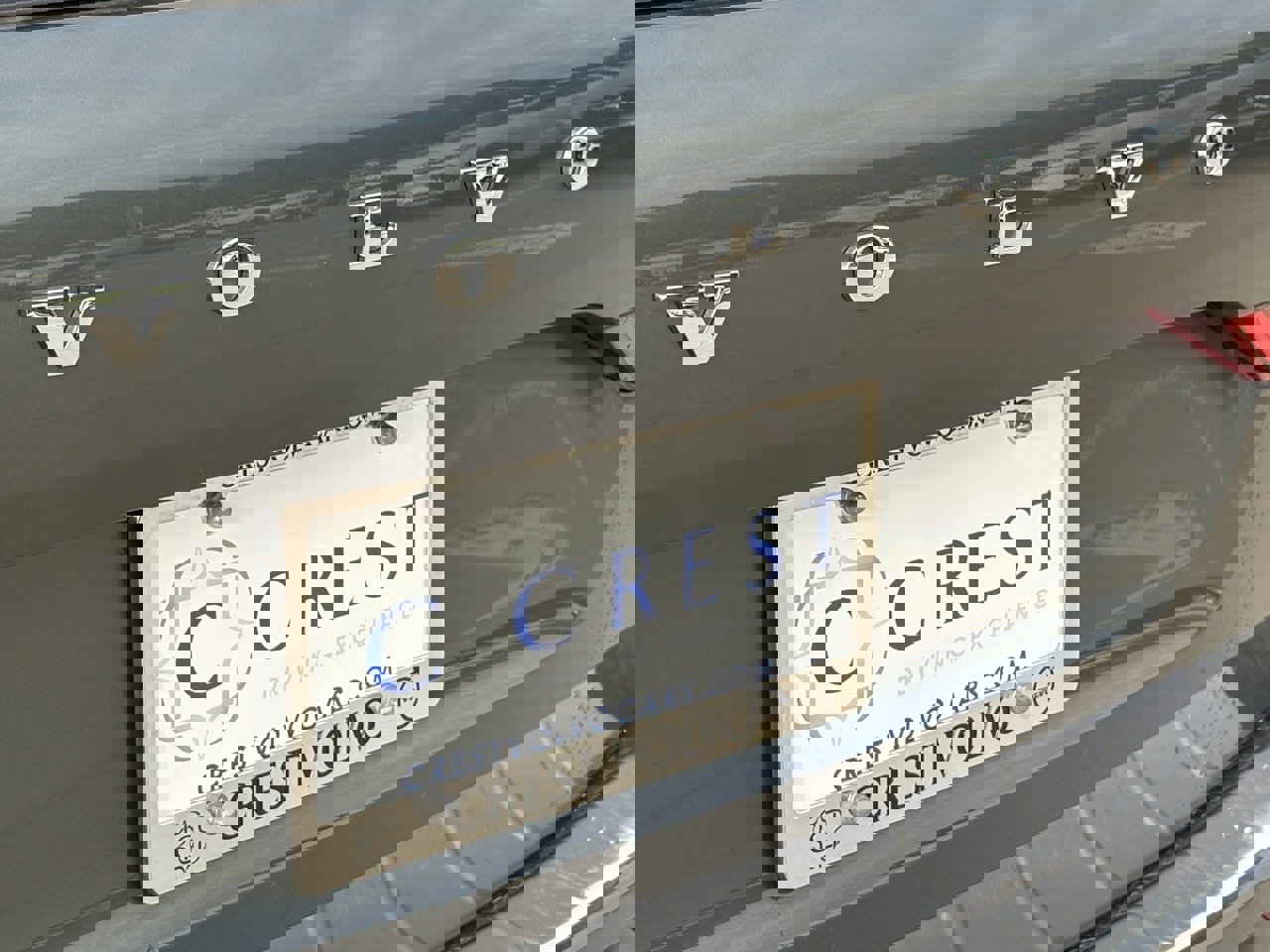 New 2026 Volvo XC60 B5 Plus w/ Protection Package Premier image 6