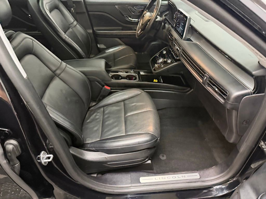 Used 2022 Lincoln Corsair AWD w/ Premium Package image 39