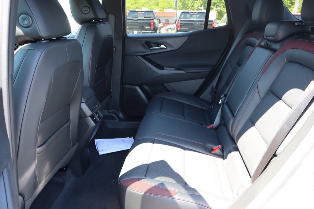 New 2026 Chevrolet Equinox RS w/ Convenience Package III AWD/4WD image 21