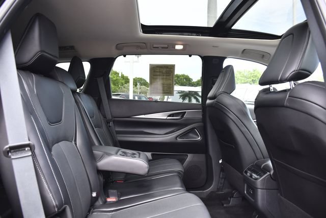 Used 2025 INFINITI QX60 Luxe w/ Cargo Package AWD/4WD image 28