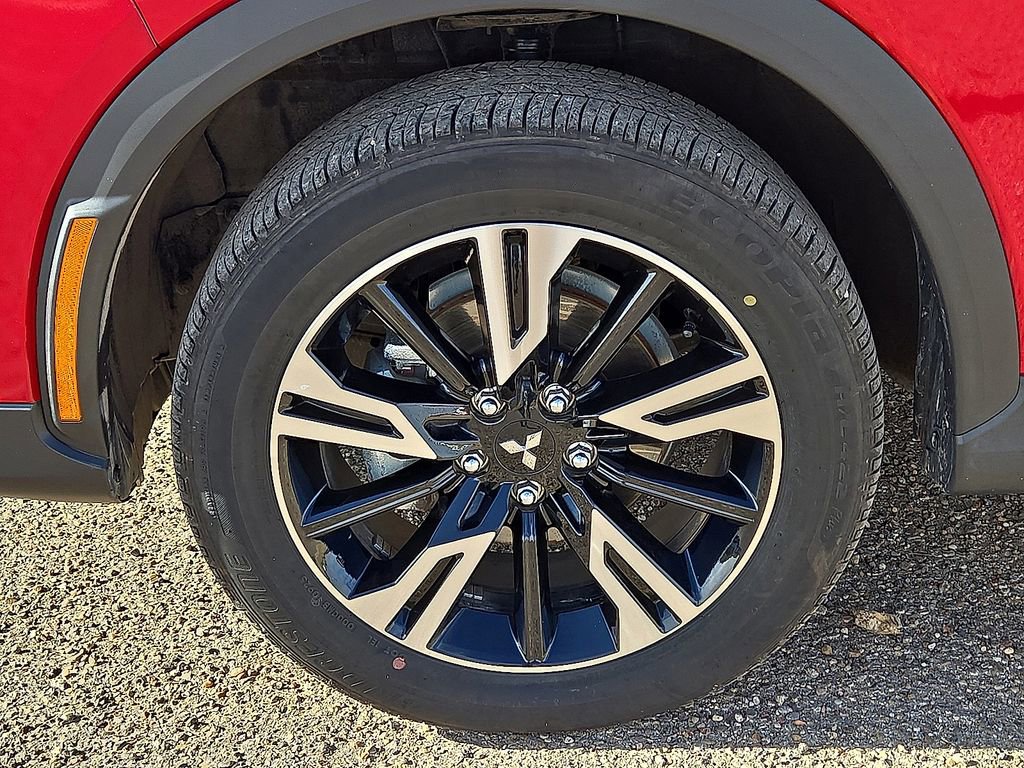 Used 2025 Mitsubishi Eclipse Cross SE image 11