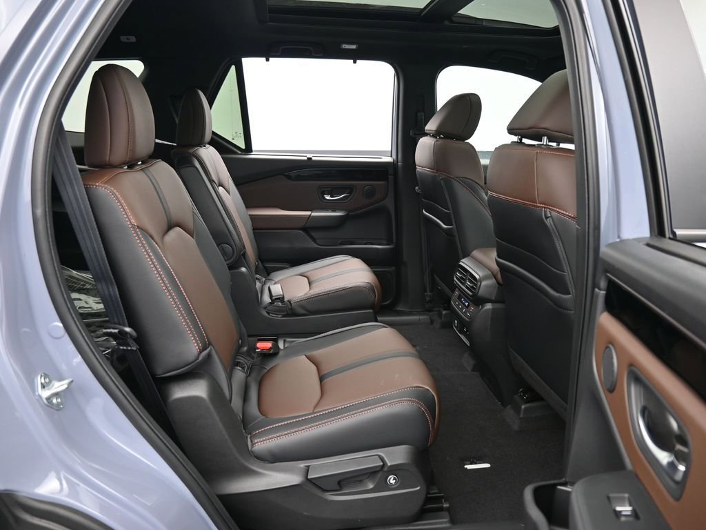 New 2026 Honda Pilot TrailSport image 40