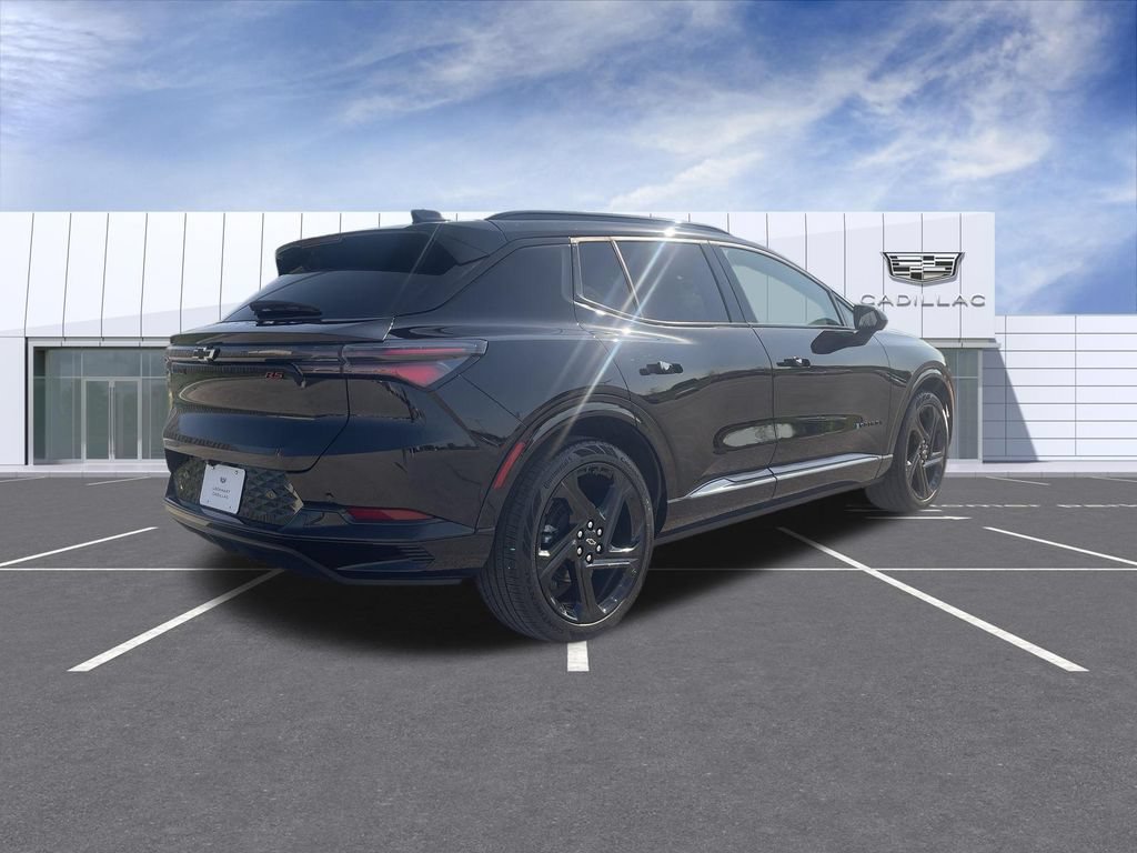 Used 2025 Chevrolet Equinox EV RS FWD image 8
