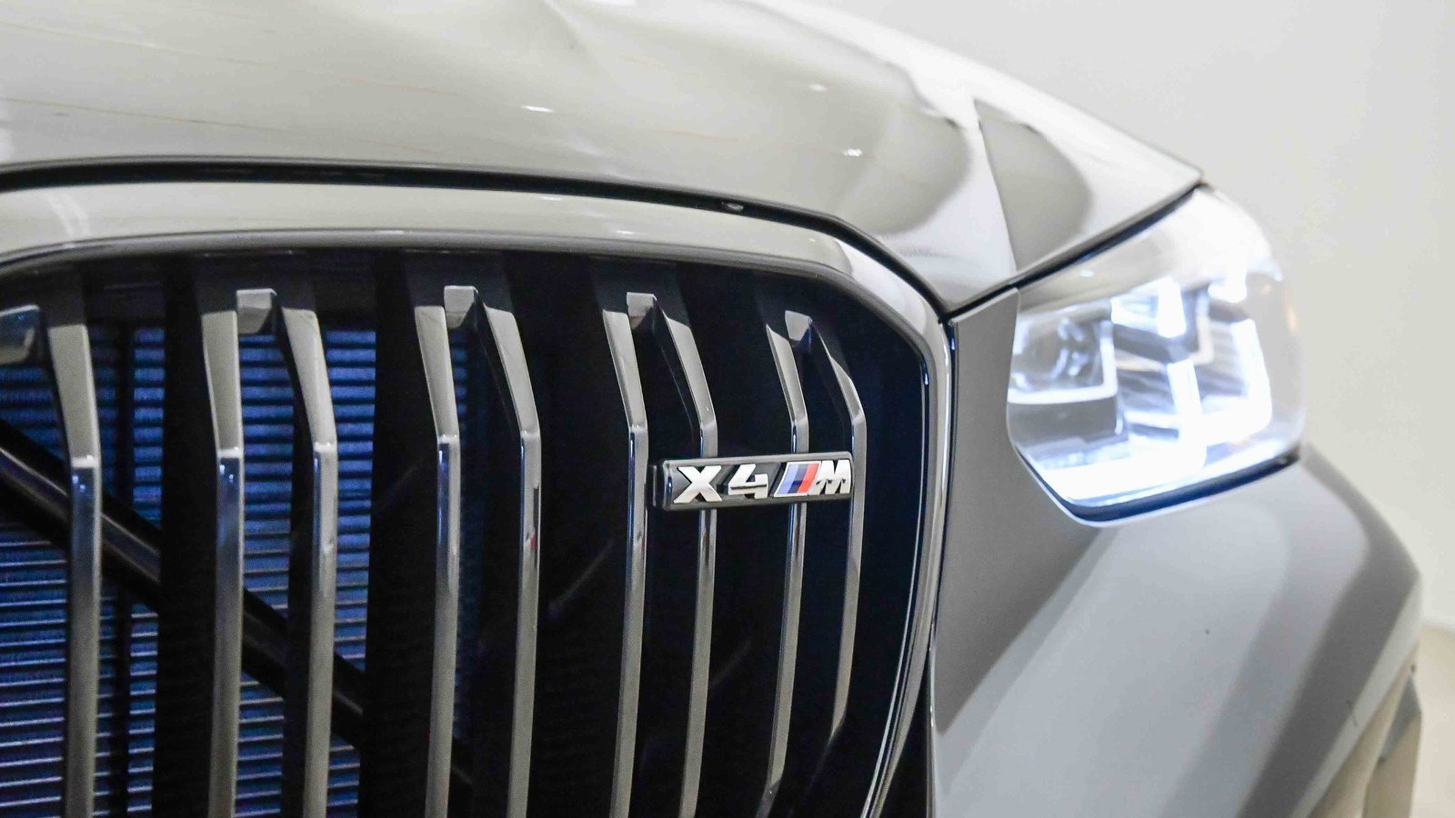 New 2025 BMW X4 M w/ Competition Package image 9