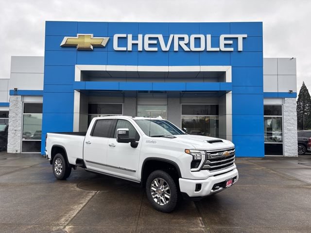 New 2026 Chevrolet Silverado 3500 High Country w/ High Country Premium Package AWD/4WD image 1