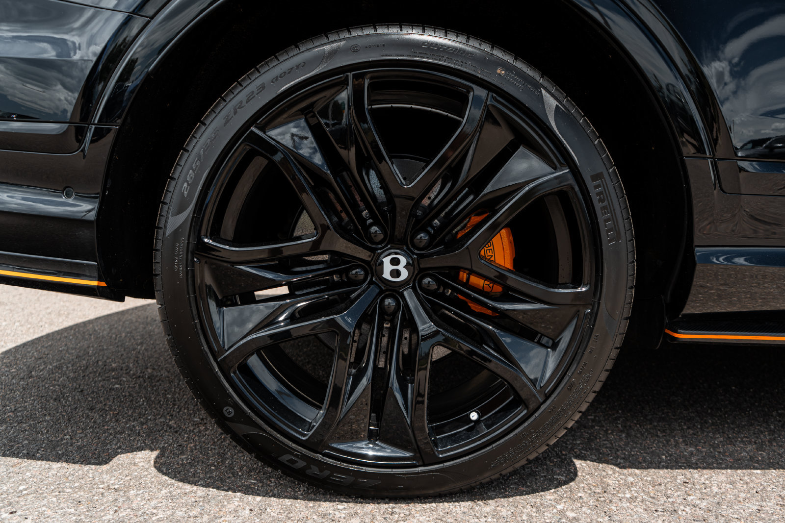 Certified 2026 Bentley Bentayga Speed AWD/4WD image 21