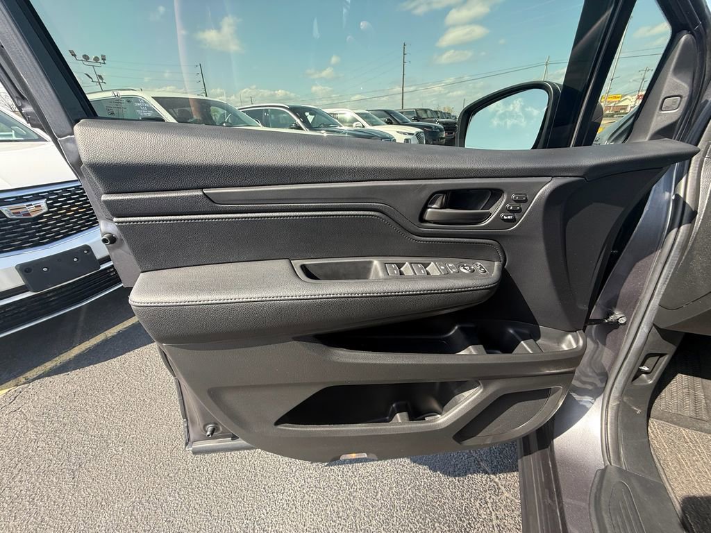 Used 2025 Honda Odyssey EX-L image 11