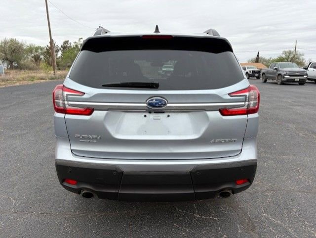 Used 2023 Subaru Ascent Premium w/ Convenience Package image 4