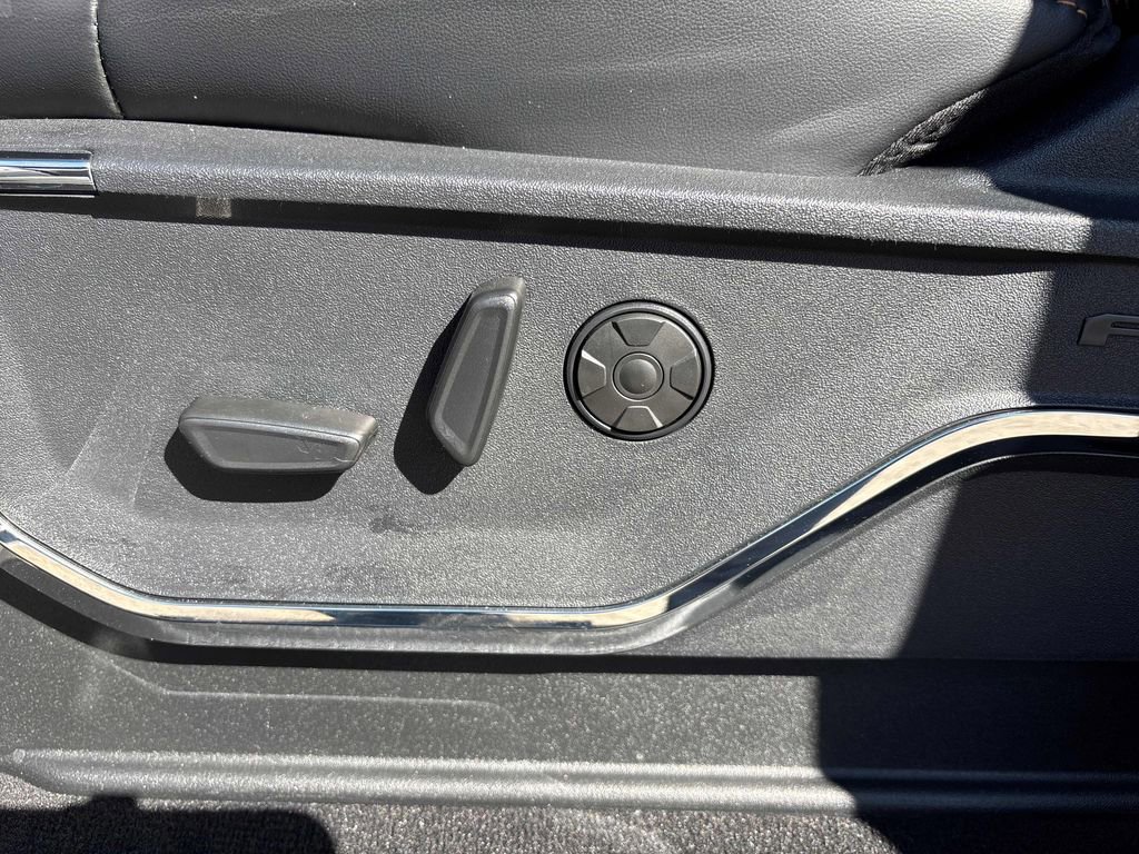 Used 2024 Ford F350 Platinum image 48
