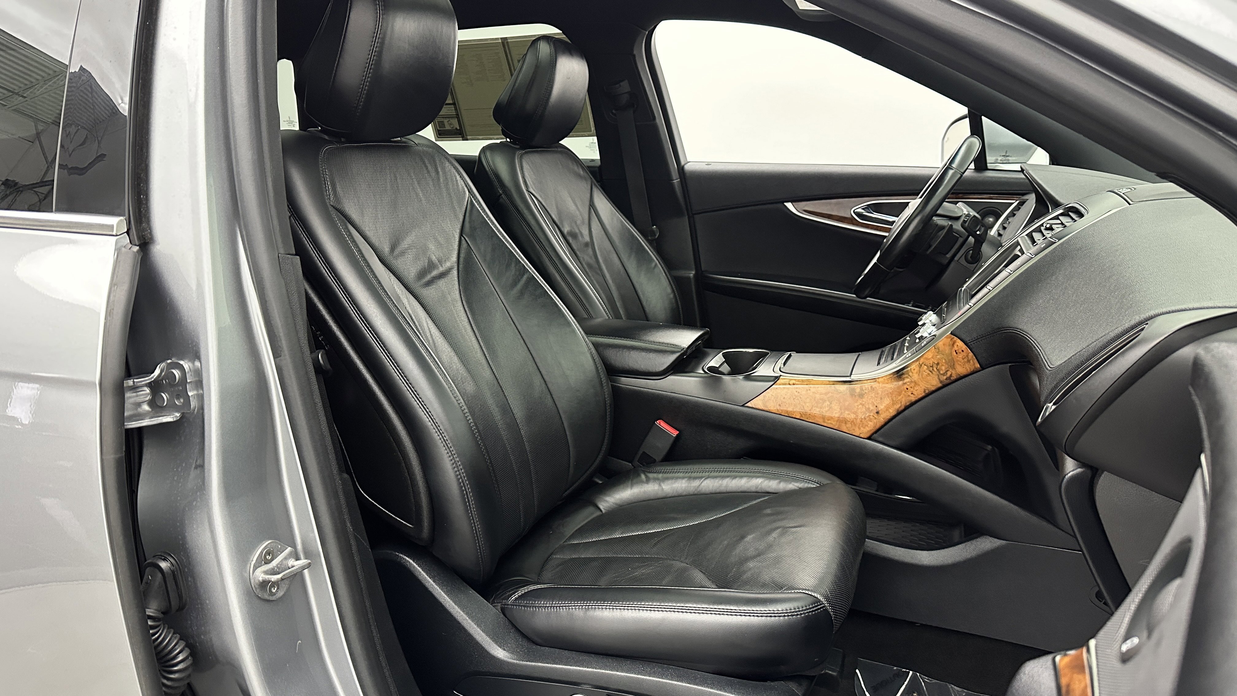 Used 2020 Lincoln Nautilus Reserve w/ Equipment Group 201A image 42