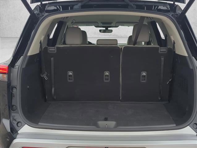 Used 2023 Nissan Pathfinder SL image 7