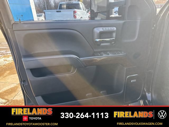 Used 2018 GMC Sierra 3500 Denali w/ Duramax Plus Package image 13