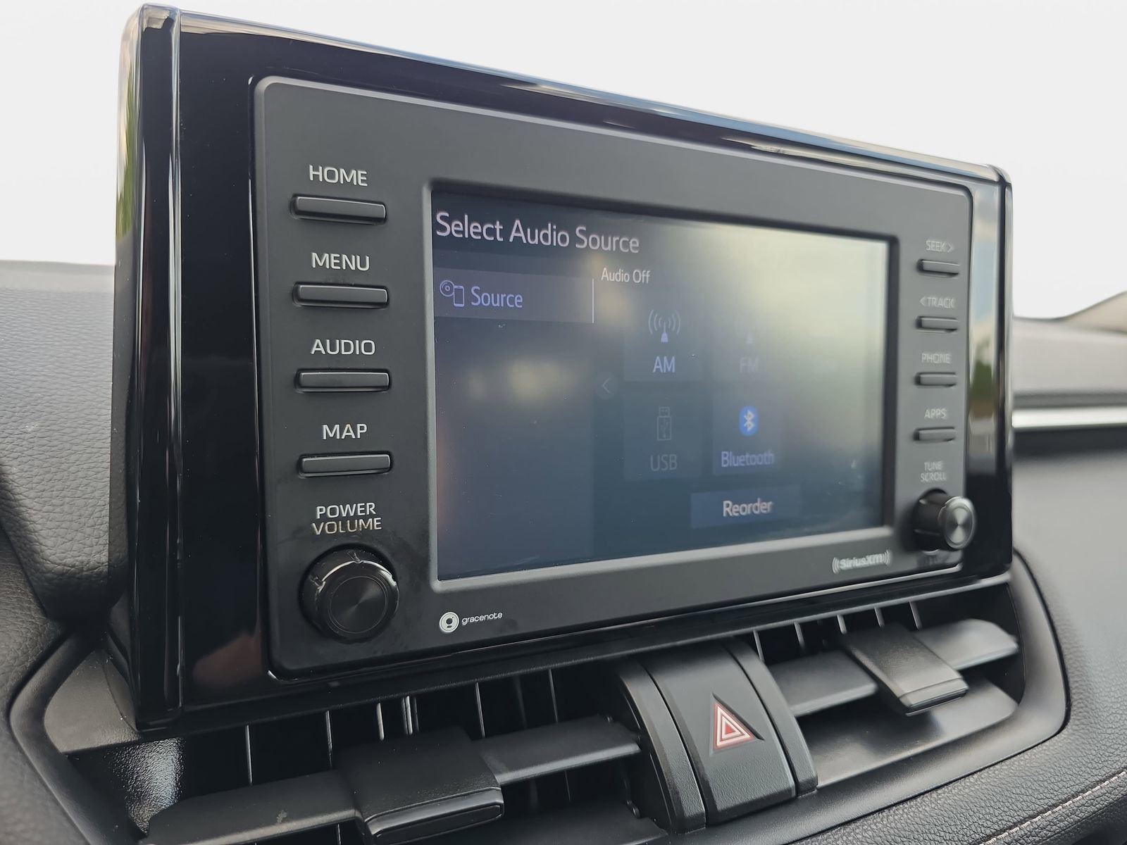 Used 2021 Toyota RAV4 LE image 20