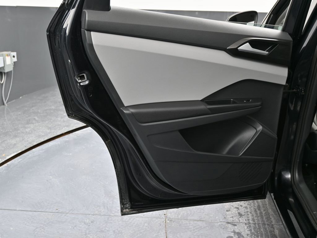 Used 2023 Volkswagen Taos S image 36